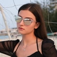 thumbnail image 3 of Gafas de Sol Polarizadas Retro Clásicas Rosadas para Mujer Dollger, 3 of 6