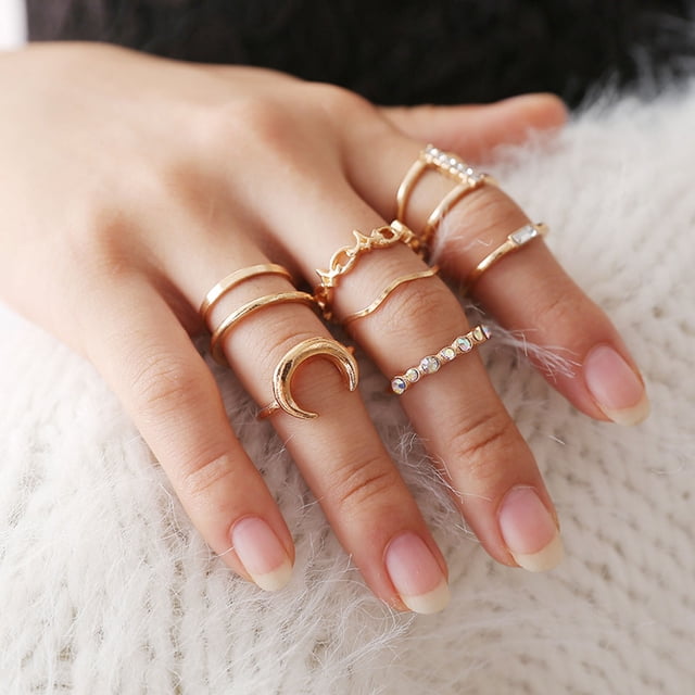 Anillos para mujer, regalos para mujer. Las nuevas mascarillas faciales de ocho piezas con incrustaciones y todo a juego.