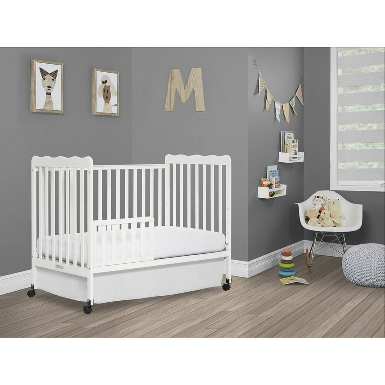 Dream On Me Carson Classic 3 in 1 Convertible Crib White