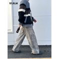 thumbnail image 4 of Jean Mince Délavé à Imprimé Léopard pour Femme, Style Décontracté de Rue, Pantalon en Denim Neutre, 4 of 7