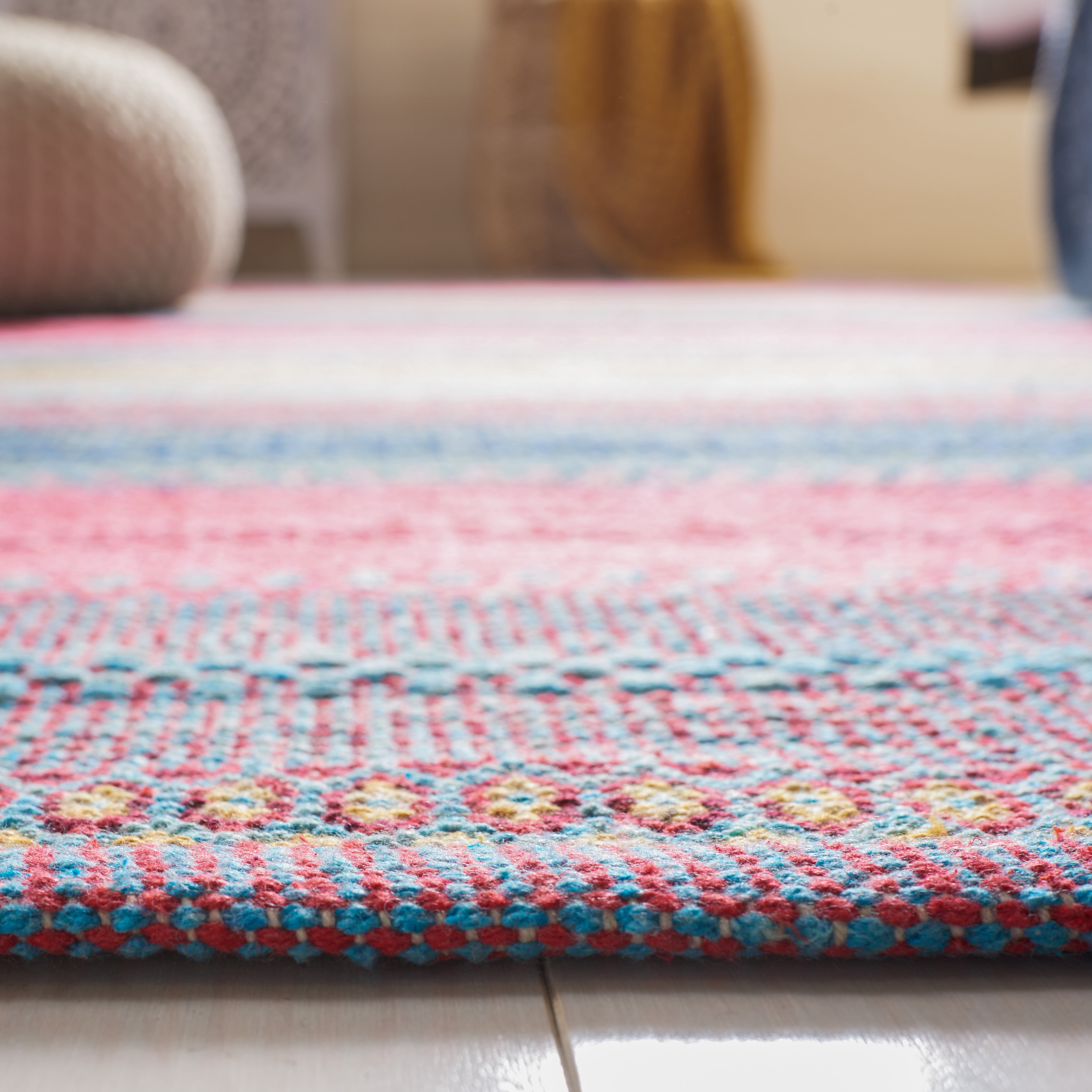 SAFAVIEH Montauk Albine Striped Cotton Area Rug, Red/Blue, 6' x 9'