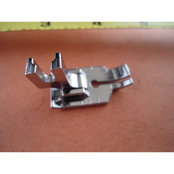 1/4" Metal Patchwork Quilting Foot Singer Featherweight 221,222 Other Low Shank machines
