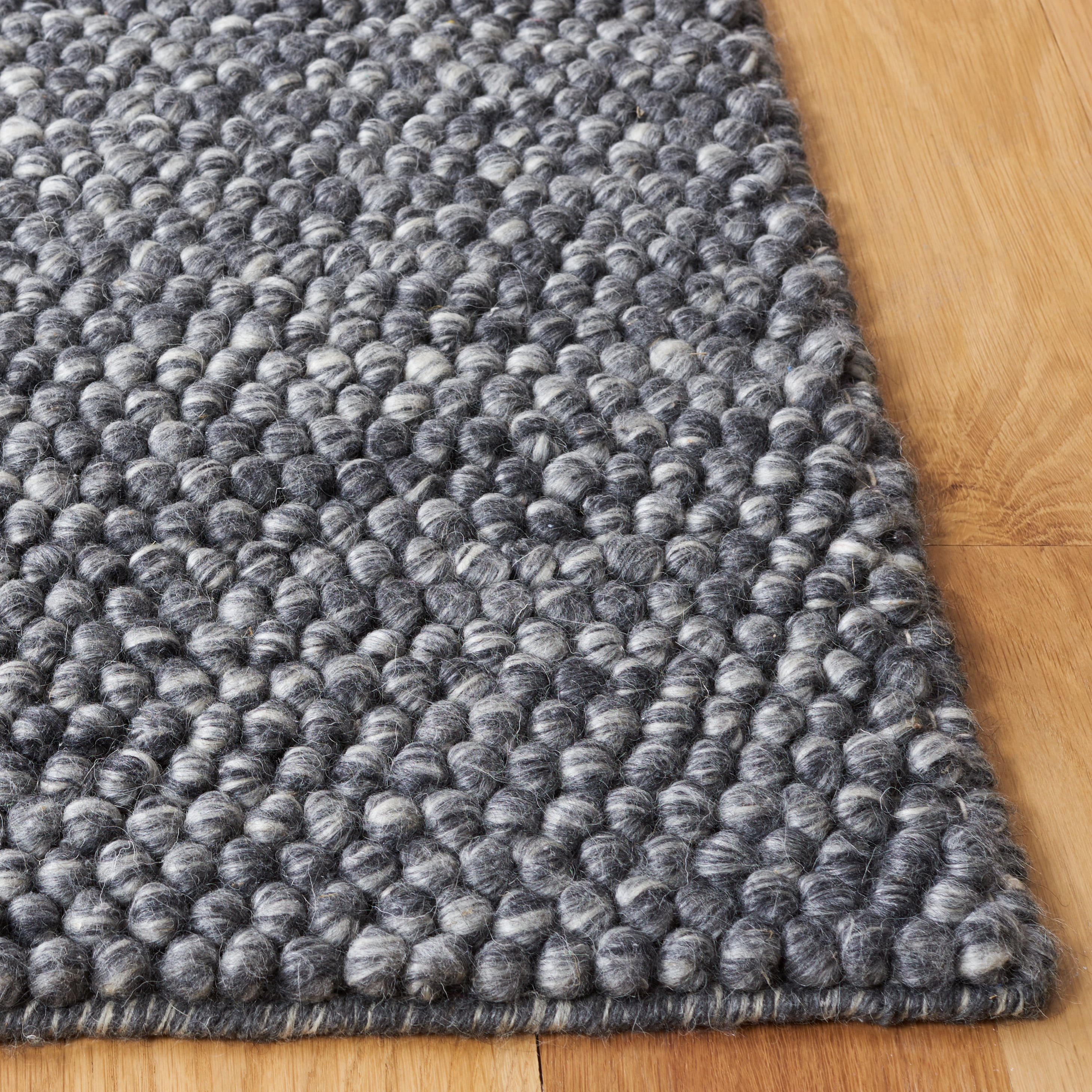 SAFAVIEH Natura Feride Geometric Runner Rug, Dark Grey, 2'3" x 8' - Scandinavian Design, Dark Grey, Handmade Wool Blend, Ideal for Living Room, Bedroom, Dining Space, Entryway, Hallway, Kitchen