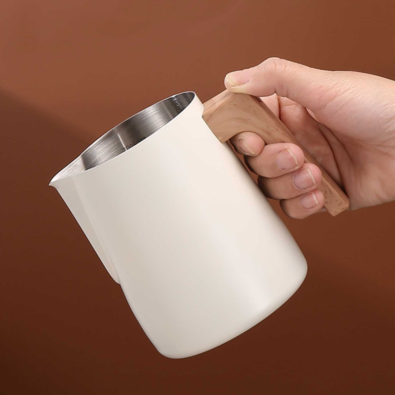 304 Stainless Steel Milk Frothing Pitcher - Wood Grain Handle with Scale Markings