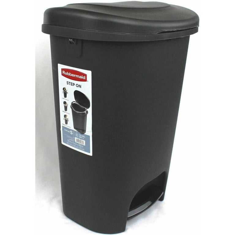  Rubbermaid Classic 13 Gallon Premium Step-On Trash Can