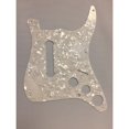 thumbnail image 1 of Remplacement de Protège-Piquet de Guitare Blanc Rock Band 4 [Mad Catz], 1 of 1