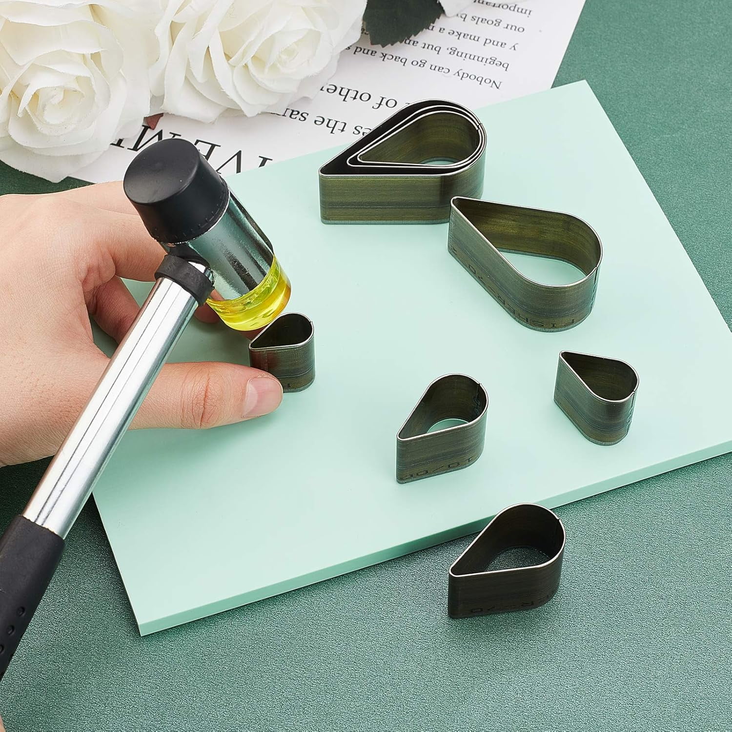 PH Padahall Leather Hole Punch Die Teardrop 8 Sizes Hole Hollow Punch Set High Carbon Steel Punch Cutter Tool Kit Cutting for Leather EVA Foam Fiber Board Clay Handmade DIY Craft