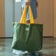 thumbnail image 4 of Bolsa de compras SUSUchens, impermeable, duradera, reutilizable, con cordón, plegable, compacta, para el hogar, viajes al aire libre, verde militar, 4 of 8