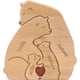 thumbnail image 1 of Adorno de Oso de Madera Personalizado XINYU con 2 a 8 Nombres de Familia, 1 of 7