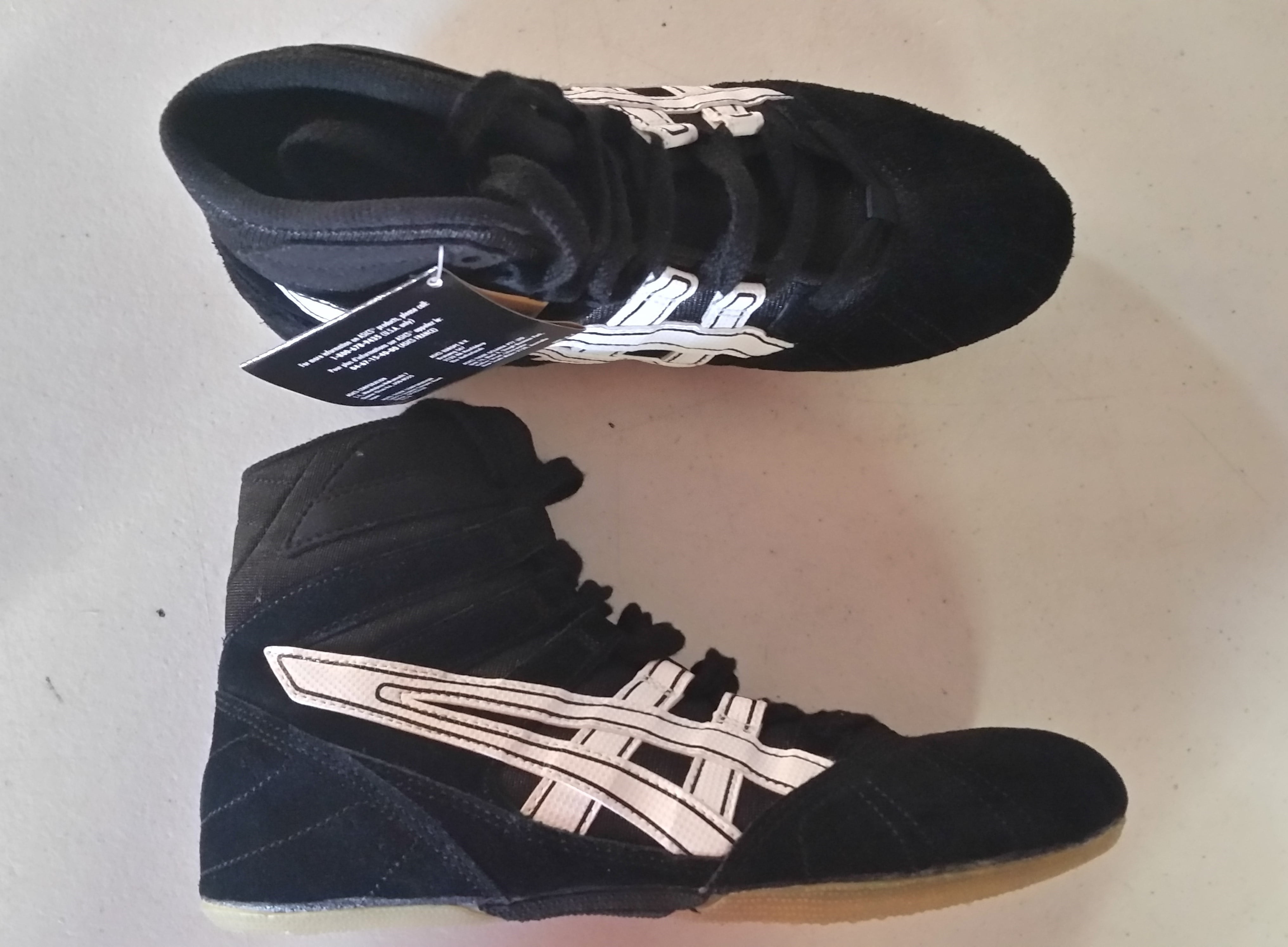 youth size 6 wrestling shoes