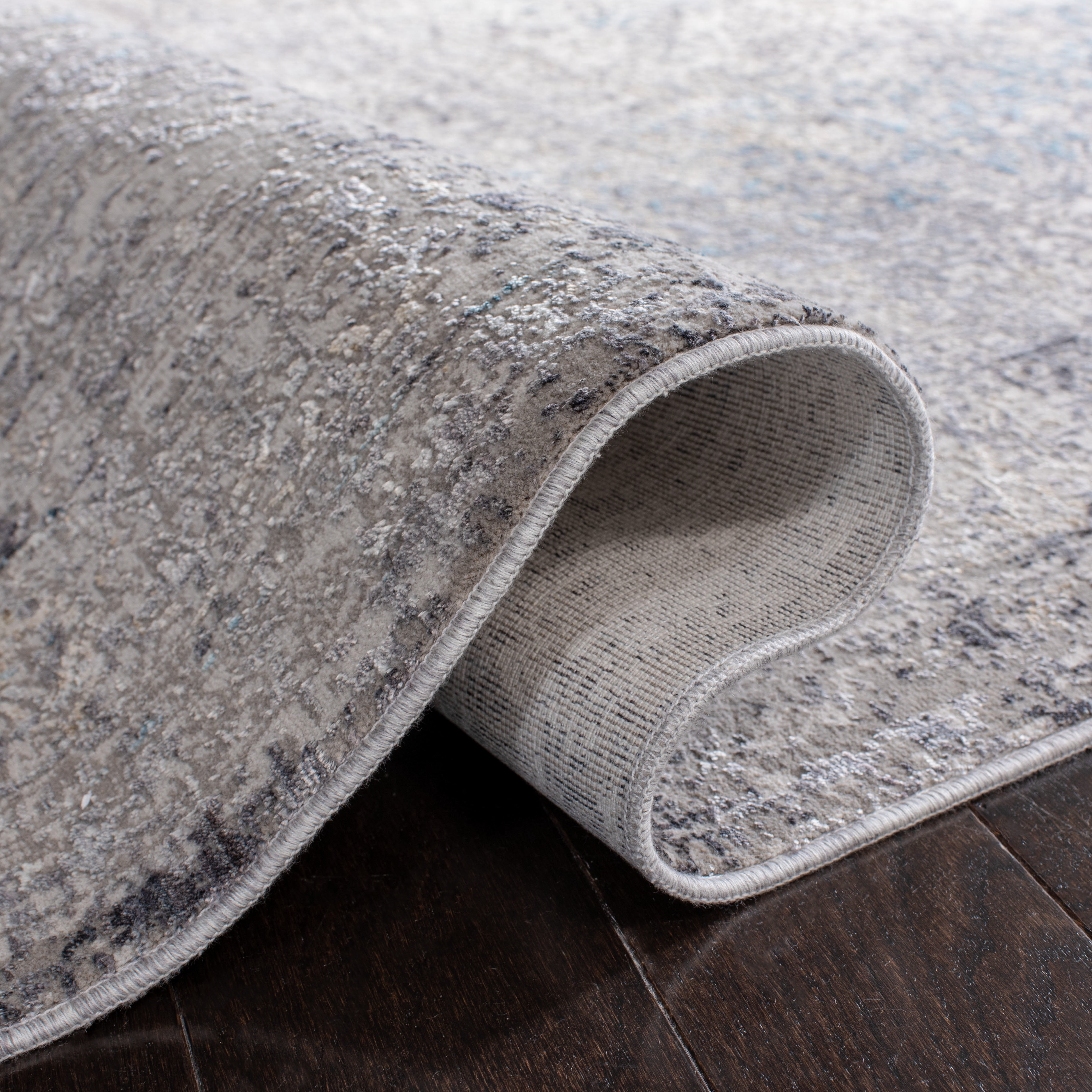 Safavieh Dream Kerstin Floral Area Rug, Gray/Ivory, 8' x 10'