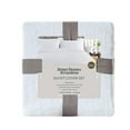 thumbnail image 3 of Better Homes & Gardens Paisley Matelasse 3-Piece Duvet Cover Set, White, Full/Queen, 3 of 11