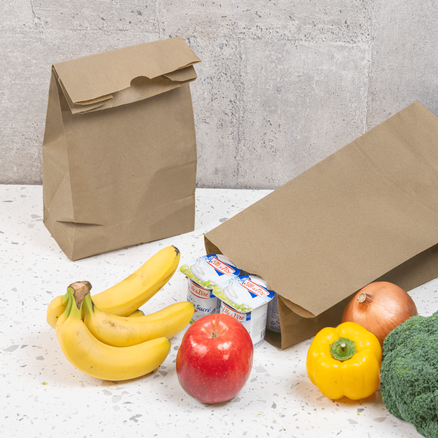 Karat Brown Paper Bags [12 lb - 1,000 ct] - Self-Standing Kraft Paper Lunch Bags, Reusable & Food Grade - Ideal for Small Business, Snacks, Popcorn, Party Favors & More
