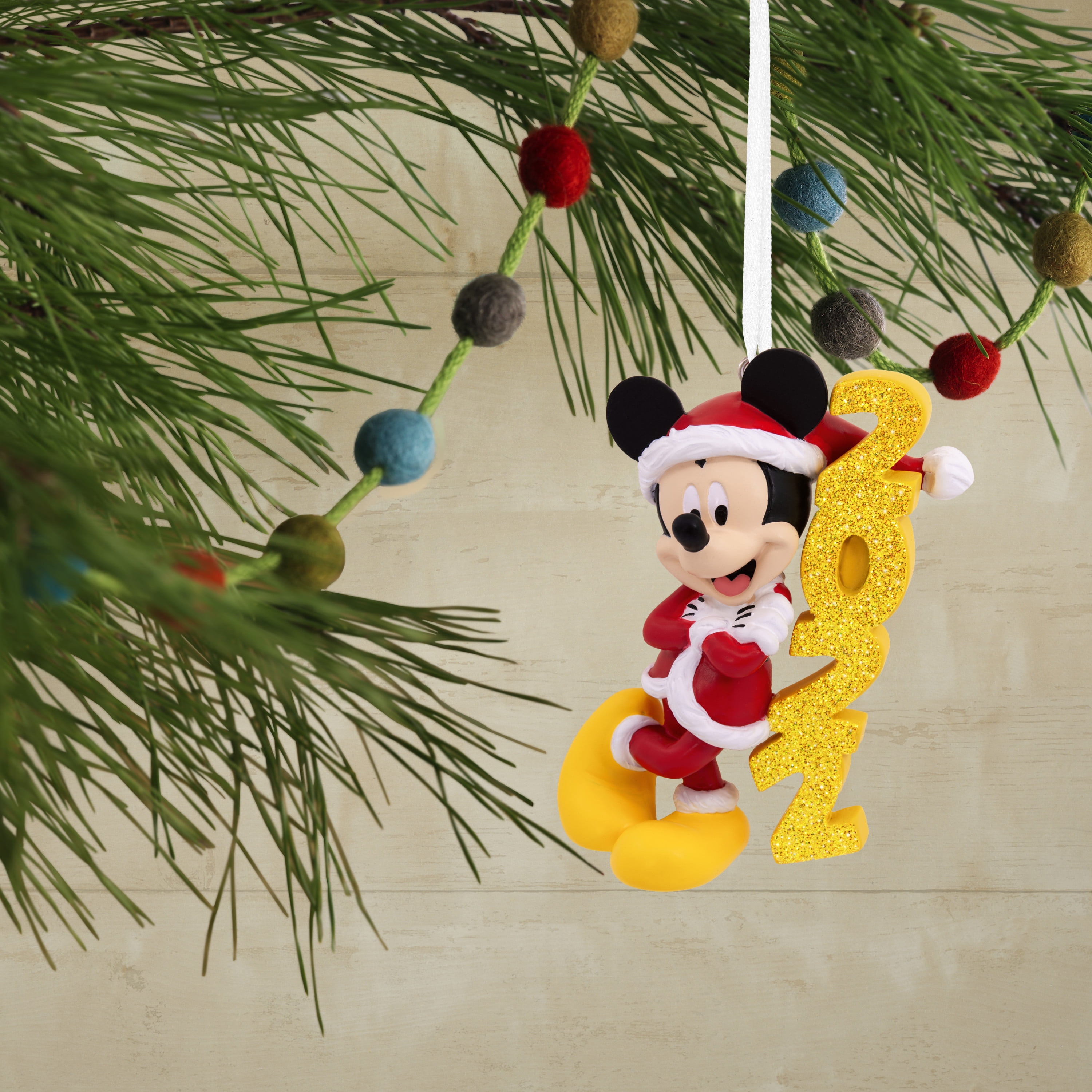 Hallmark Ornament (Disney Mickey Mouse 2022) - Walmart.com