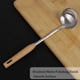thumbnail image 3 of Cucharón de sopa Unique Bargains acero Inoxidable Mango madera Diseño Restaurante cocina tono Plateado, 3 of 7