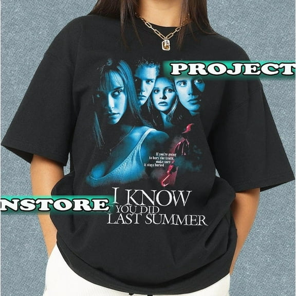 Retro 90's I know What You Did Last Summer Shirt, Horror Movie Graphic Fan Tee Shirt,Gift For Women and Man Unisex T-Shirt