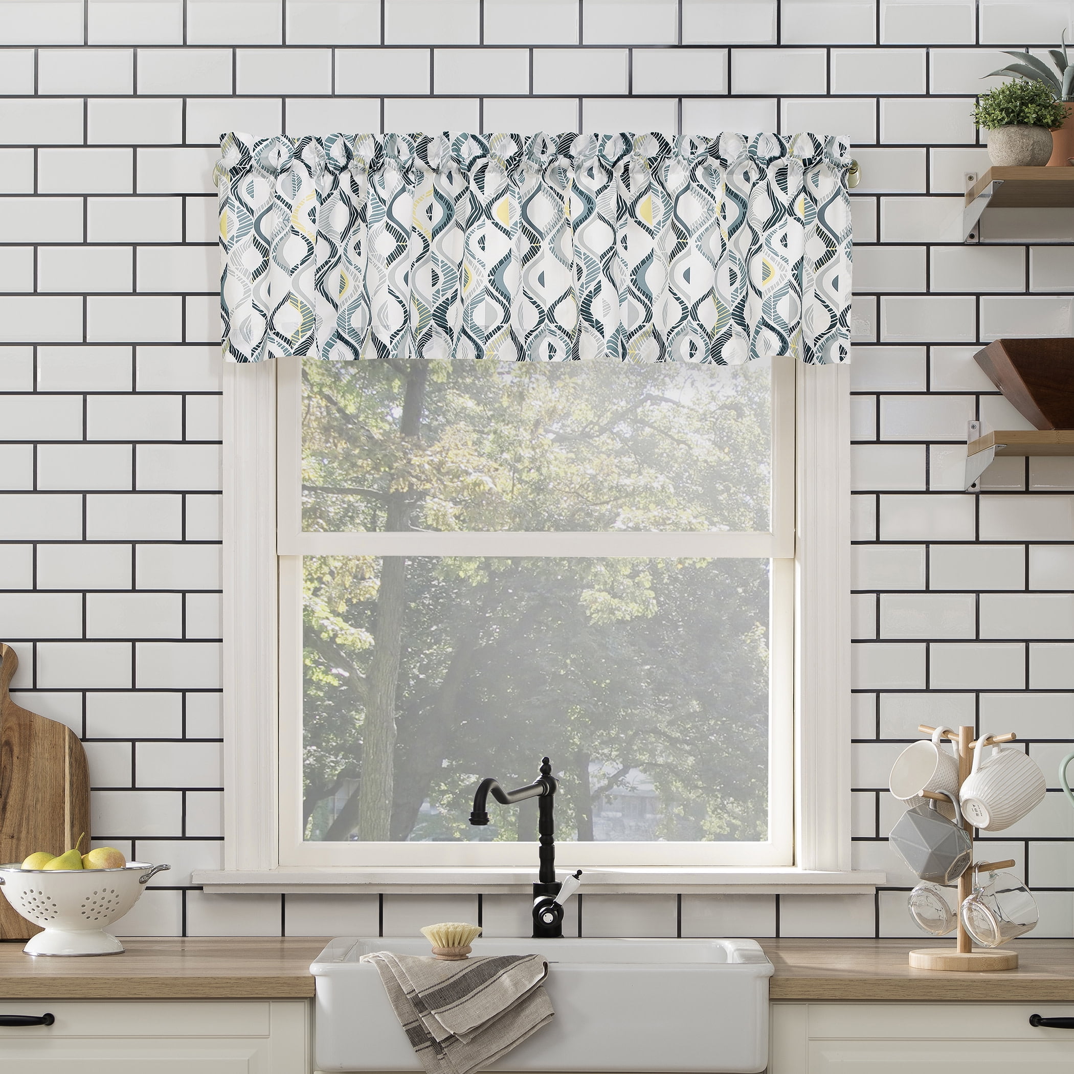 Mainstays 3-Piece Semi Sheer Rod Pocket Kitchen Window Tier Pair and Valance, 2 Café Curtains and 1 Curtain Valance, White Modern Ogee, 54"W x 36"L