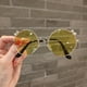 thumbnail image 1 of Bonitas gafas de sol con lazo para niños, gafas de sol de tendencia de moda, gafas de sol salvajes, gafas de metal para niños, 1 of 6