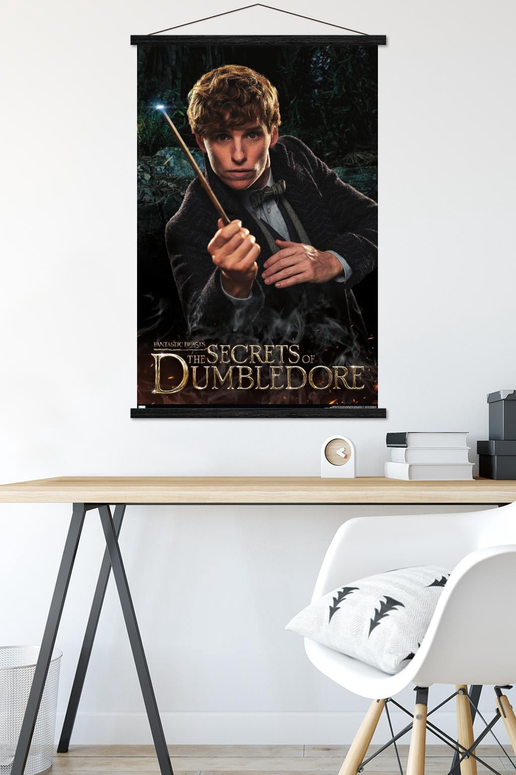 Fantastic Beasts: The Secrets of Dumbledore - Newt Wall Poster with Magnetic Frame, 22.375" x 34"