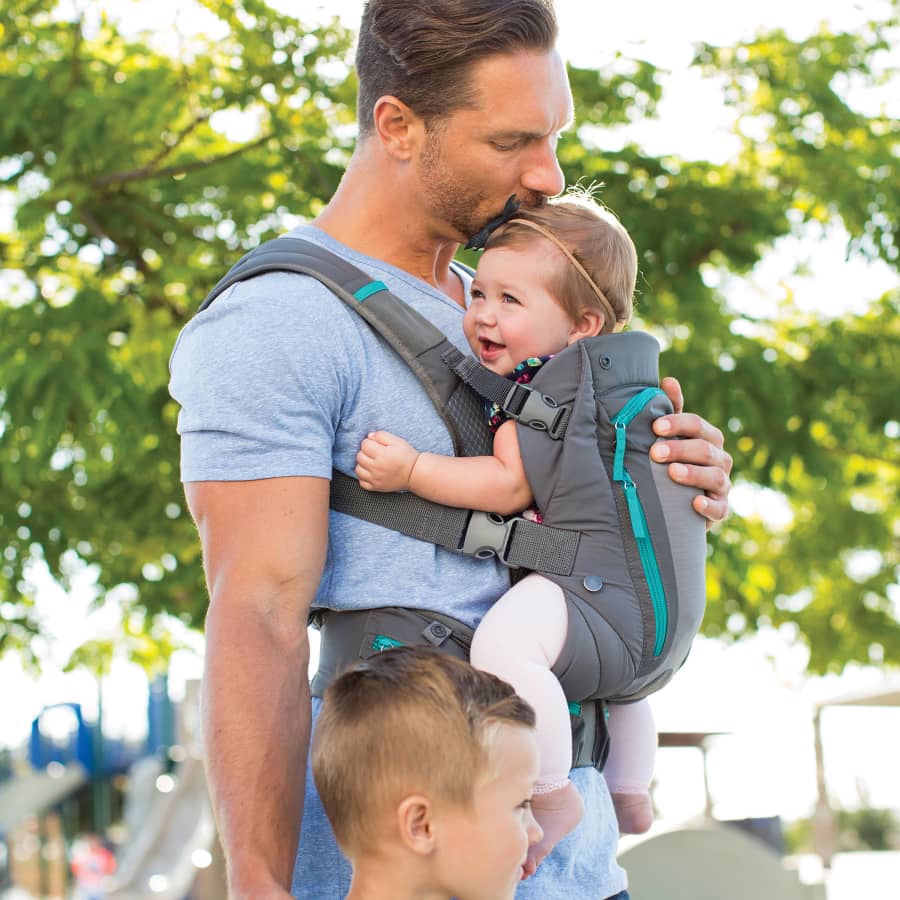 Infantino Carry-on Multi-Pocket Ergonomic Baby Carrier photo 3