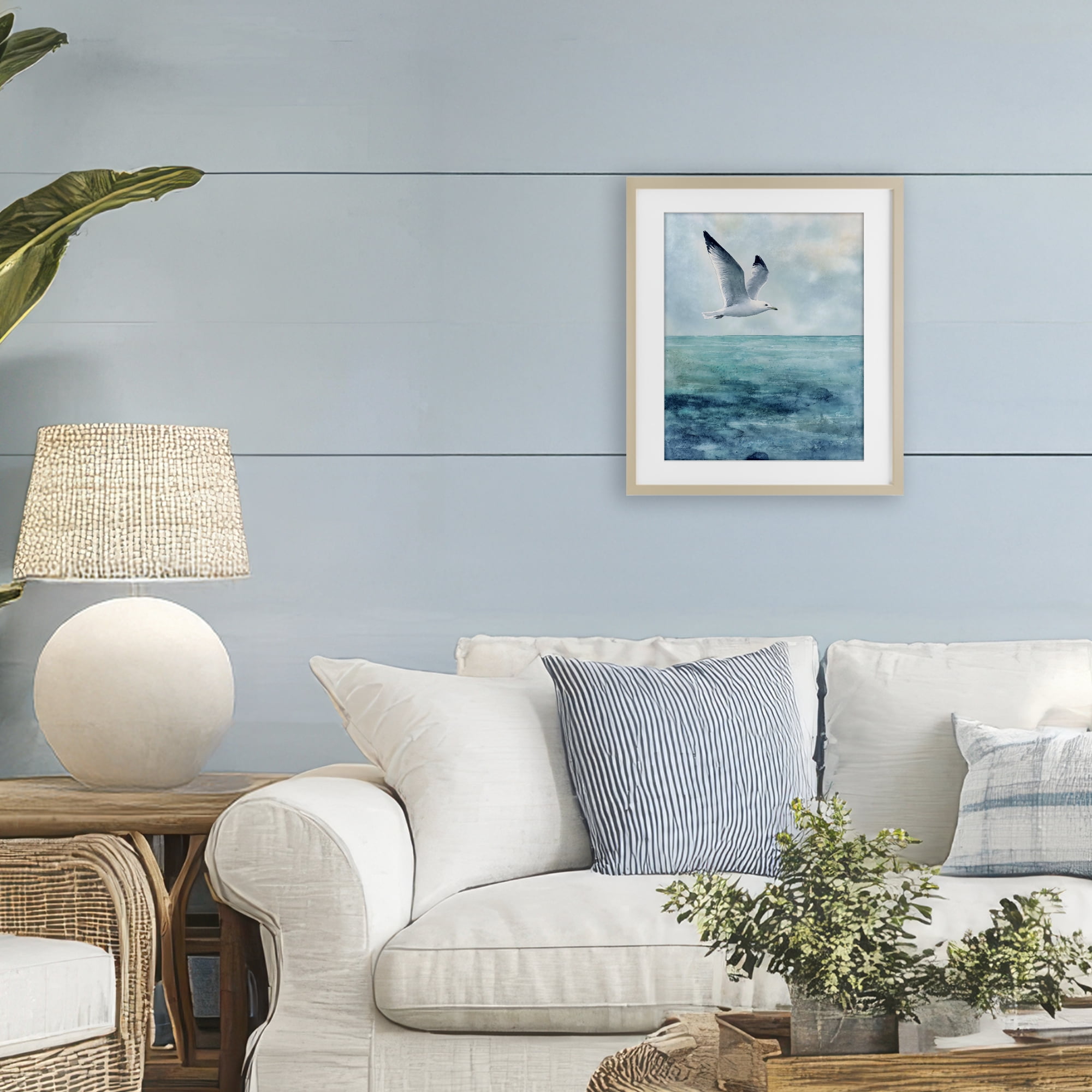 Stupell Industries Seagull With Black Tips Birch Framed Print Under Glass, design by Franklyn Gregory
