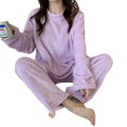 thumbnail image 1 of Traje cálido de rayas verticales de otoño e invierno para mujer, pijama cálido y grueso con forro polar, ropa de hogar de franela bordada, 1 of 2