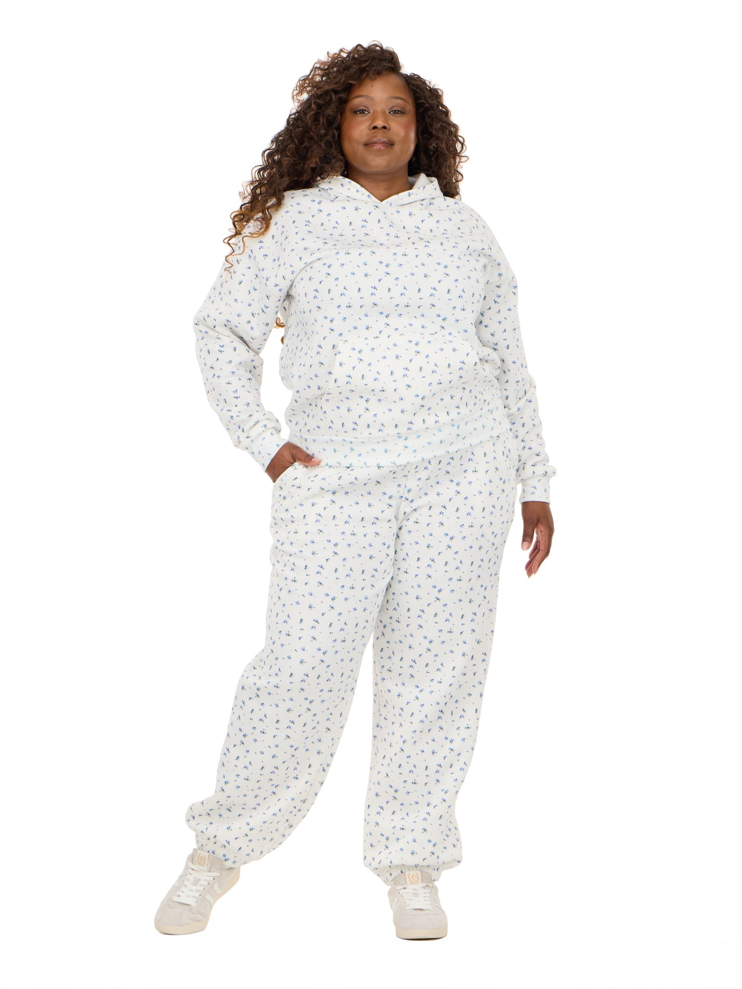 Forever 21 Women's and Women's Plus Americana Oversized Hoodie, Sizes XXS-4X