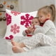 thumbnail image 4 of Funda de cojín bordada con corazón navideño | Funda de cojín decorativa rosa para sofá | Funda de almohada de poliéster suave de 45 x 45 cm para dormitorio y sala de estar de niñas, 4 of 6