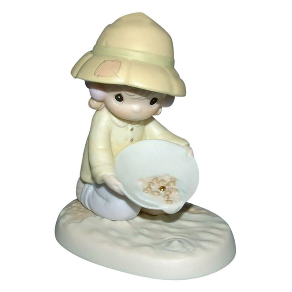 Precious Moments Figurine: PM951 You're One in a Million to Me (4.5")