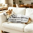 thumbnail image 4 of Perro Mascota Bata de Baño Toalla Absorbente de Vellón Engrosado con Diseño de Rayas, Múltiples Tallas para Razas Pequeñas a Grandes, 4 of 6