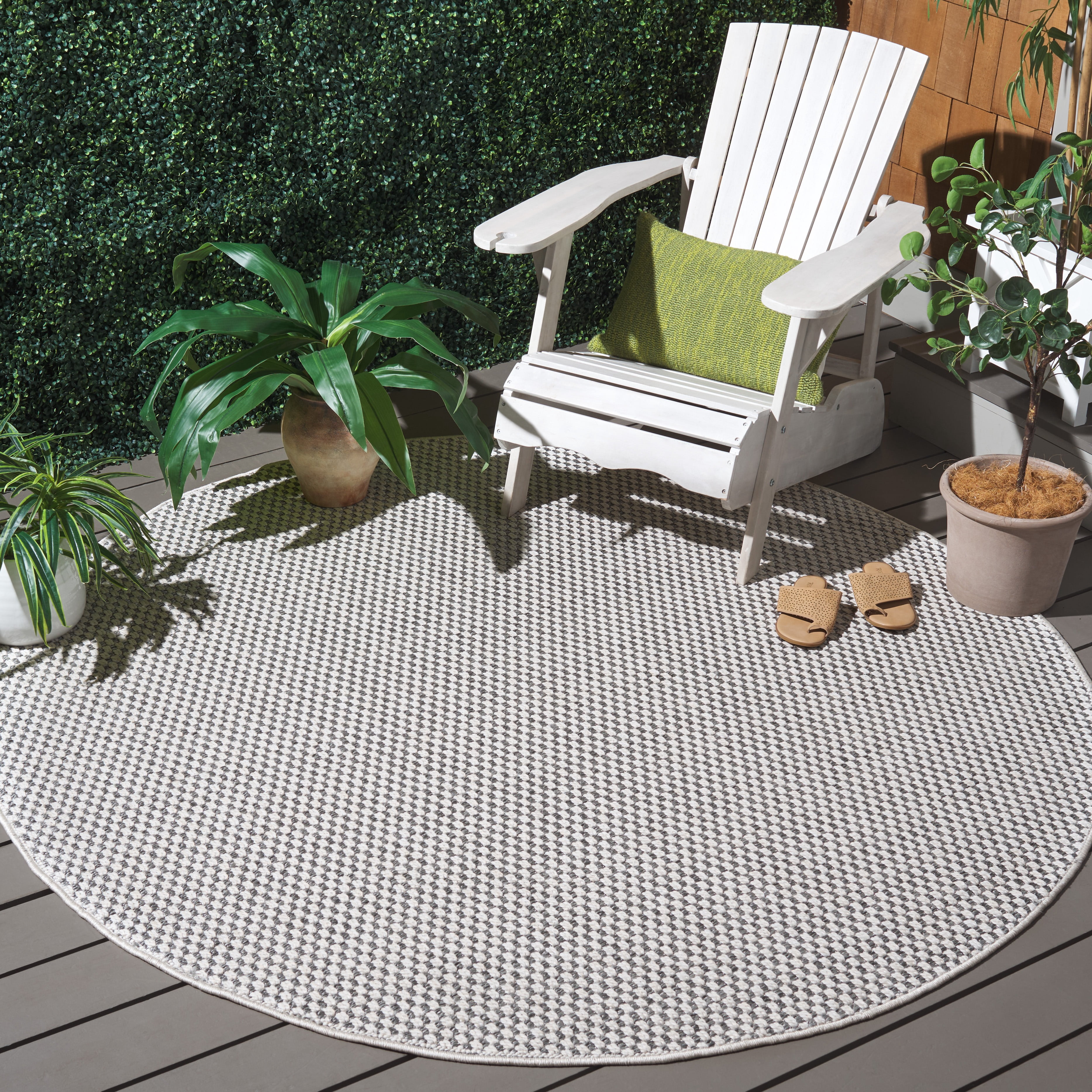 SAFAVIEH Sisal All-Weather Delroy Solid Indoor/Outdoor Area Rug, Grey/Ivory, 6'7" x 6'7" Round
