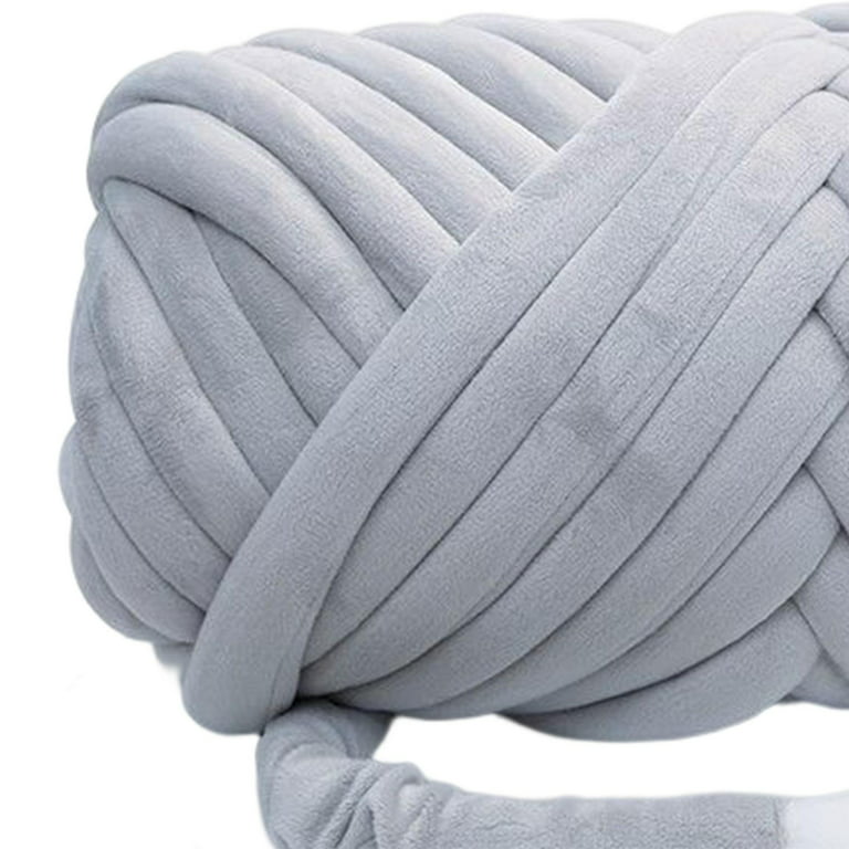 Chunky Yarn, Super Soft, Lightweight, Durable, Comfortable, Washable Jumbo  Yarn for Crocheting Pet Bedspreads , Gray 