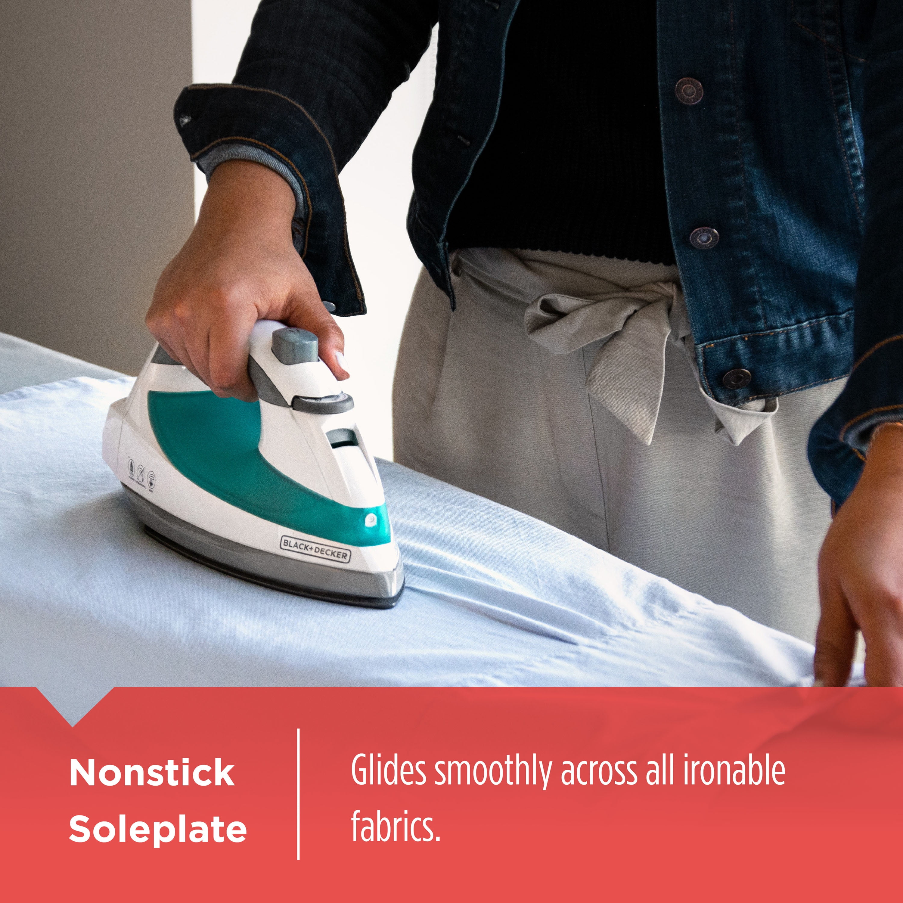 Black & Decker Light 'N Easy iron, Smart Steam Technology