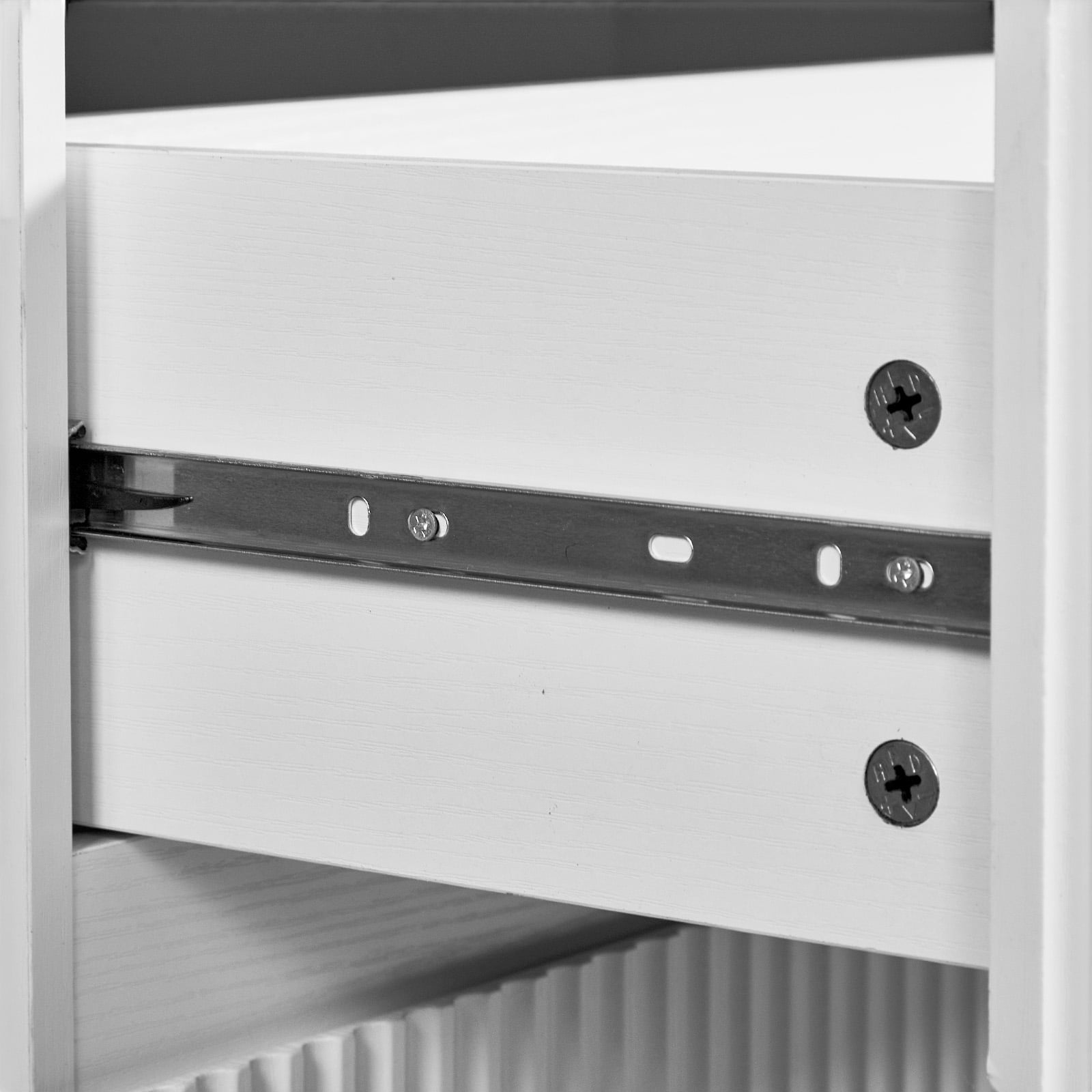 Handleless 6-Drawer Cabinet with Grille Finish P2 Particleboard + MDF & Melamine Veneer + Vacuum-Formed Storage Cabinet 55.12*15.75*27.95in White