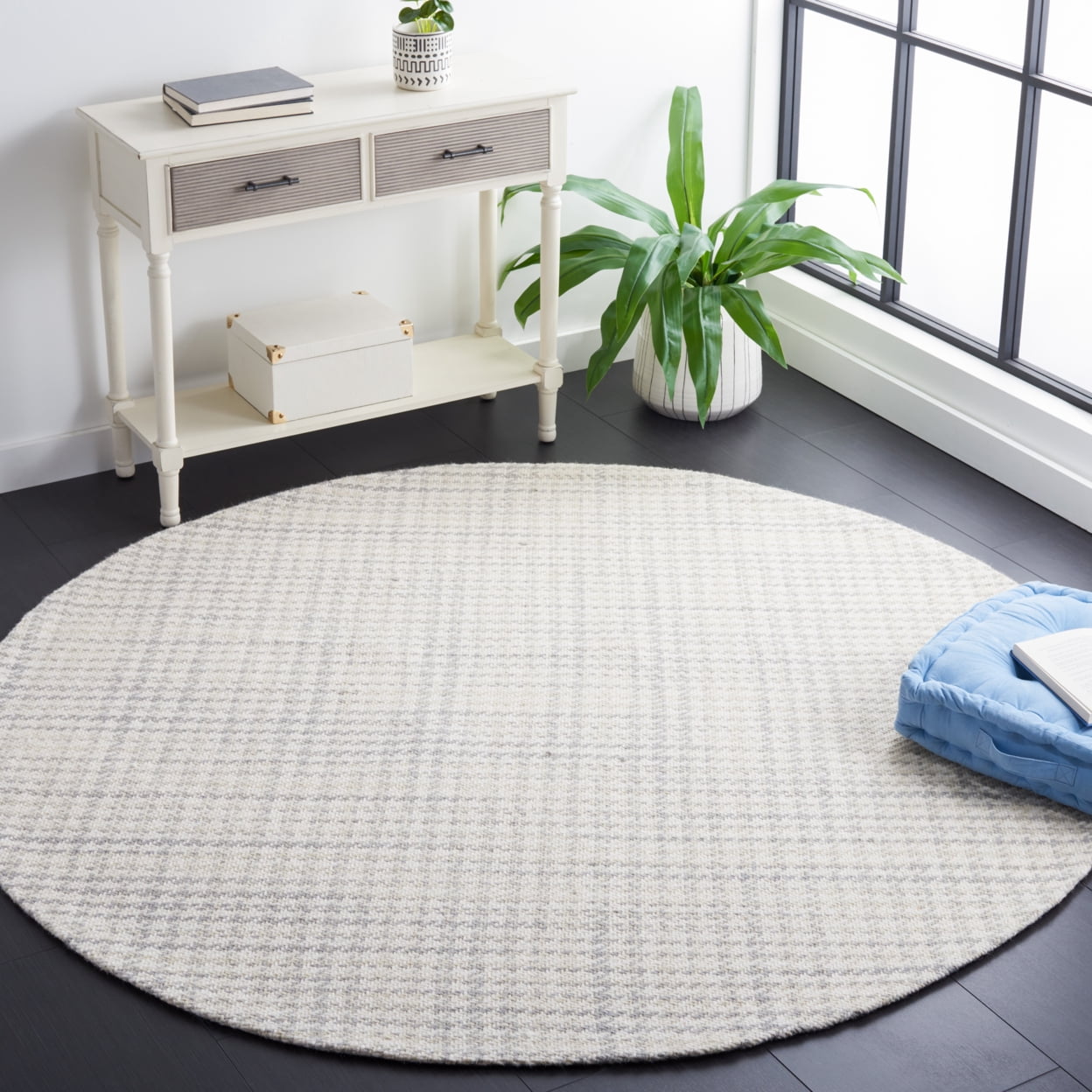 SAFAVIEH Marbella Kire Geometric Area Rug, Grey/Ivory, 6' x 6' Square