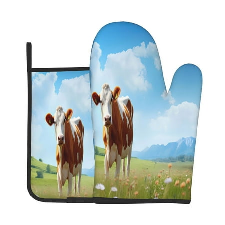 

Bingfone Cow Grazing Nature Print Oven Mitts Pot Holders Set 2 PCS for Kitchen for Cooking Grilling Baking BBQ Pot Holders Cook Essentials