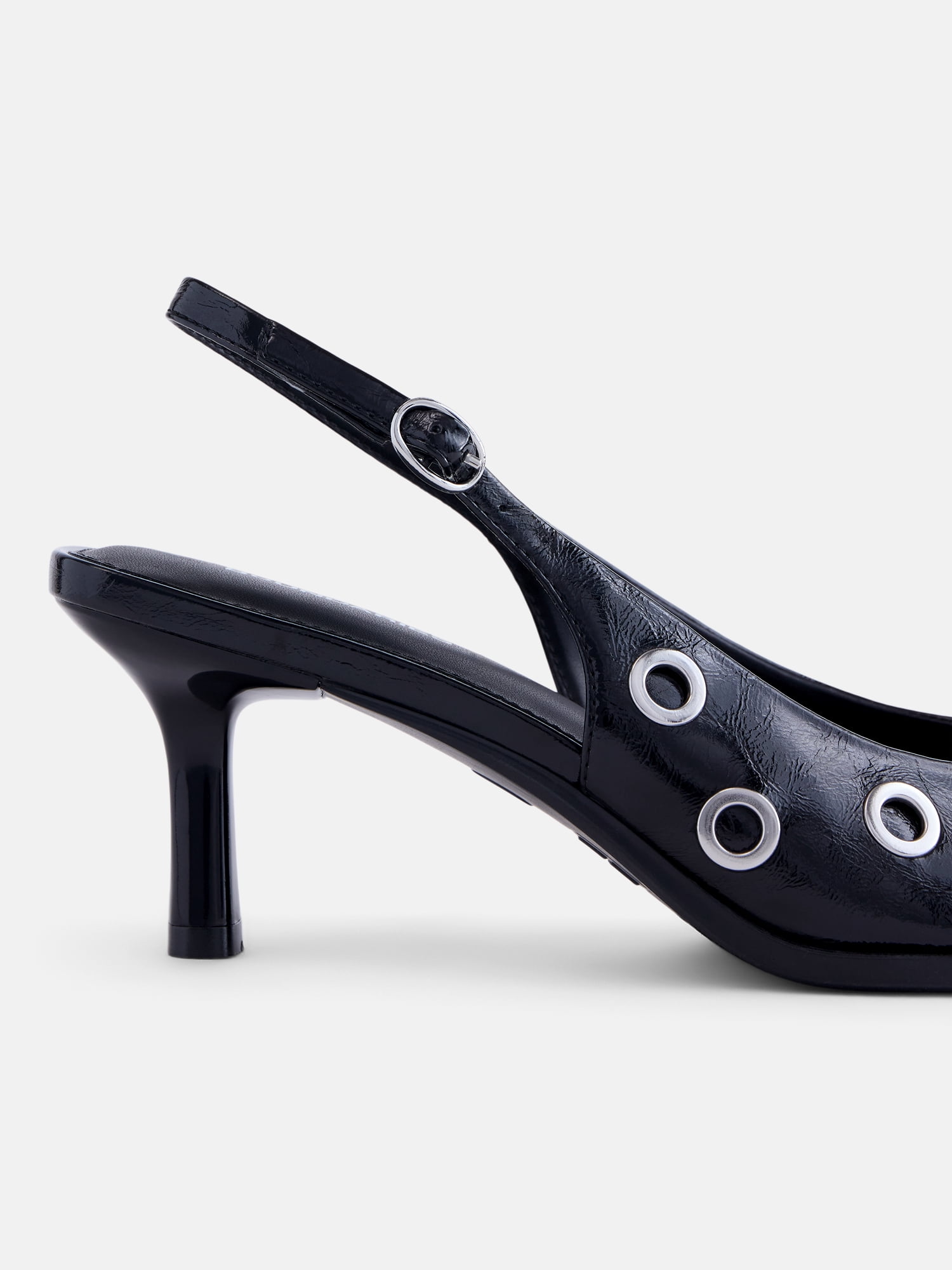 No Boundaries Women's Pointy Toe Heels