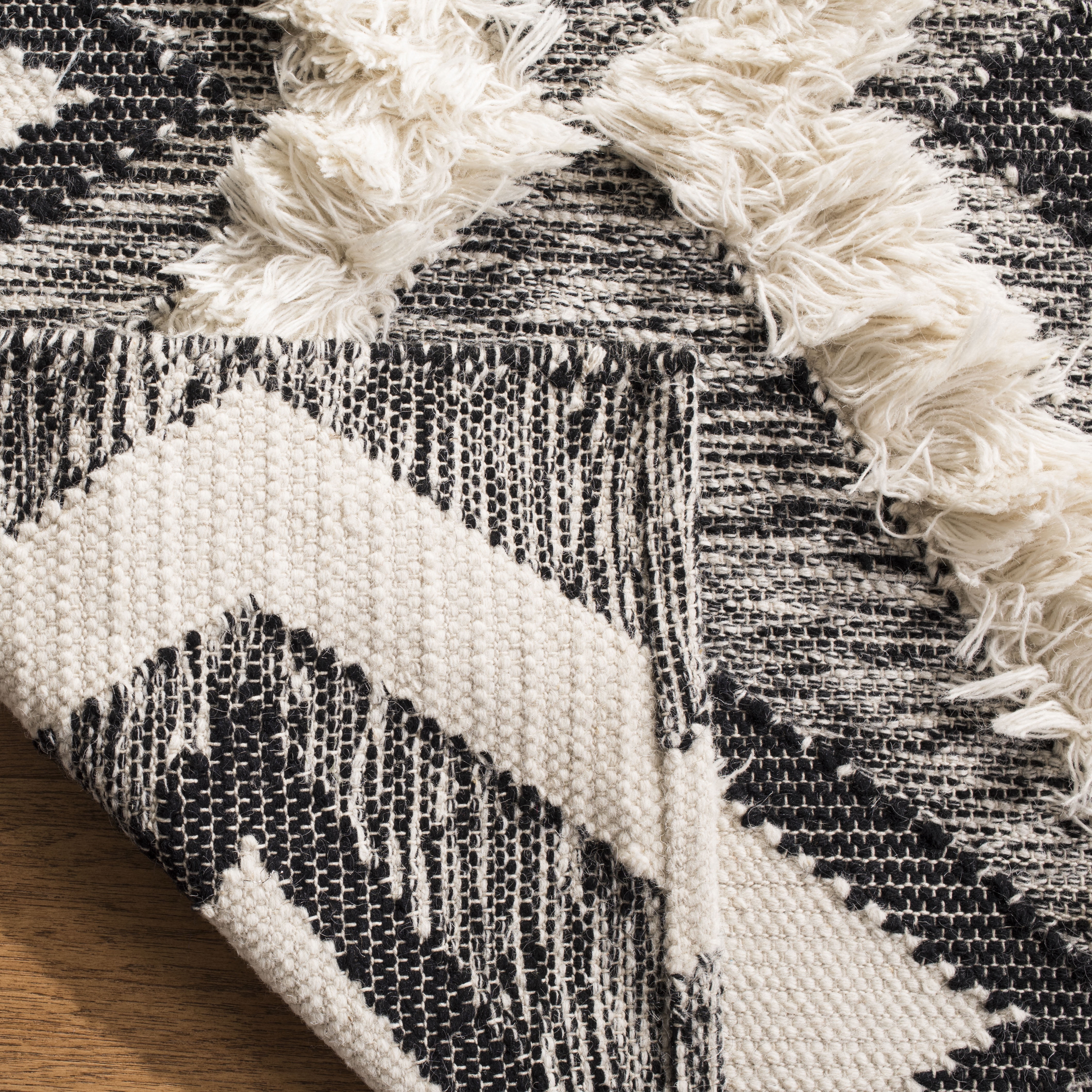 Safavieh Kenya Lucius Abstract Area Rug, Black/Ivory, 9' x 12'