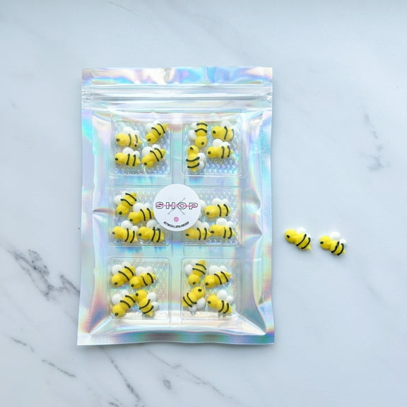 MINI BEES EDIBLE DECORATIONS