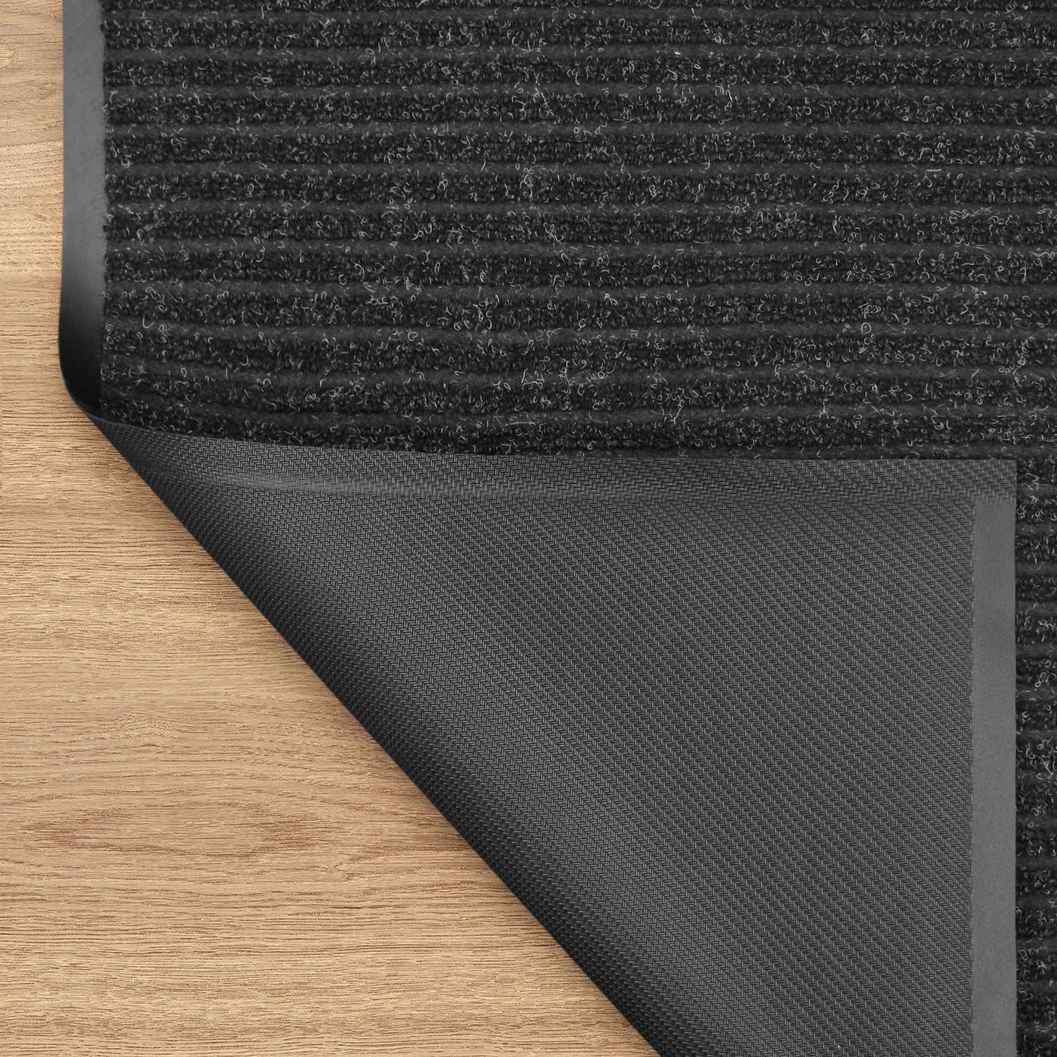 Paillasson de 3 pi x 4 pi Platinum Needlepunch Charcoal avec endos en vinyle