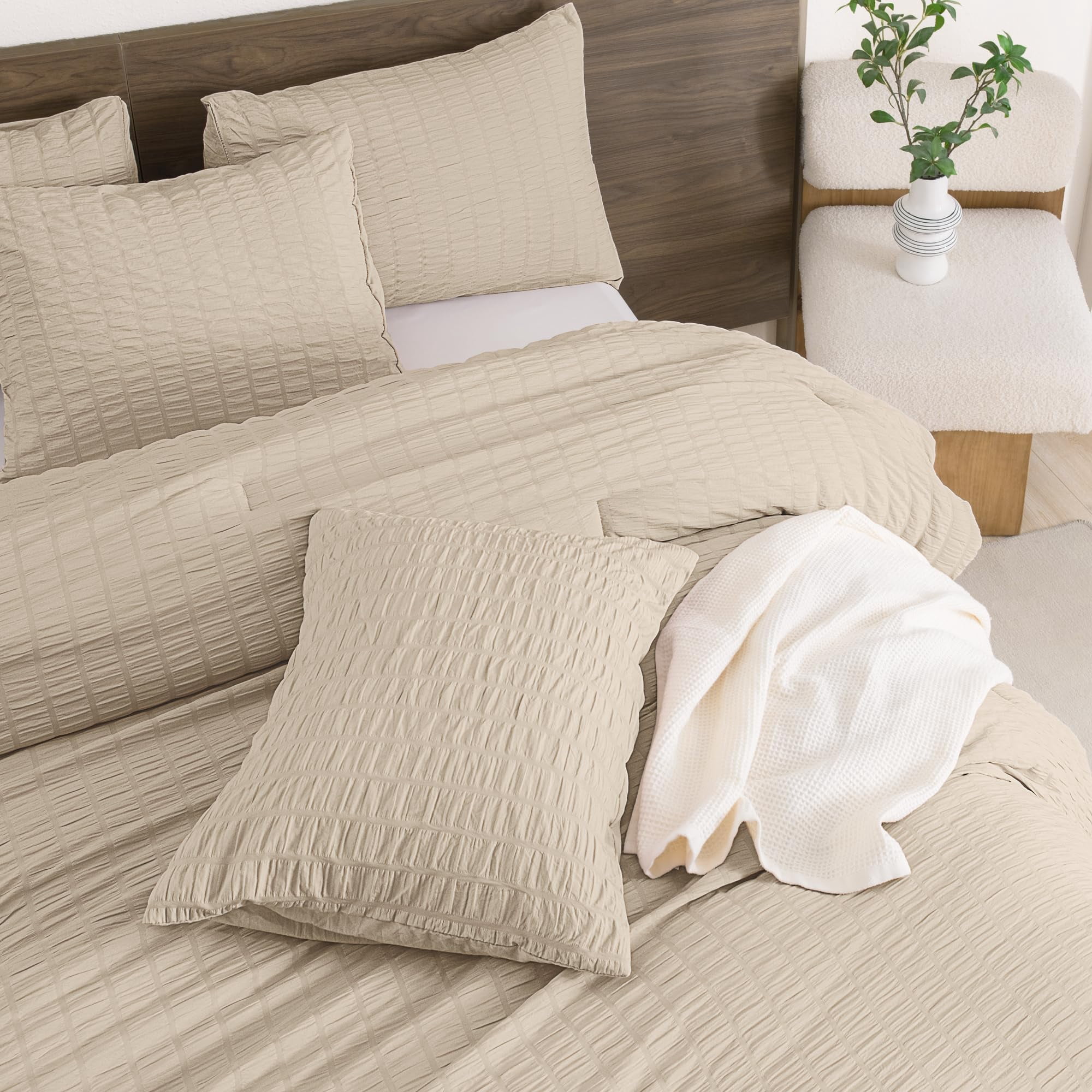 ANGENIA King Size Comforter Set Khaki, 3 Pieces Seersucker Textured Bedding Comforter Sets, Lightweight Microfiber Down Alternative Bed Set for Women Men (104"x 90" Comforter & 2 Pillowcases)
