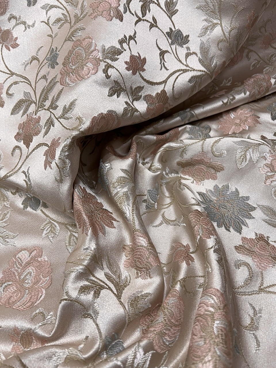 Decora Furnishings Luxurious Woven Brocade Jacquard Floral Design Heavy Duty Fabric for Upholstery, Sofa, Cushion, Chair, Furniture, Craft - Width 54 inches - Fabric by The Yard (Pink)