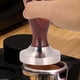 thumbnail image 3 of Tamper de café en polvo, accesorios de café inoxidables de base plana de 58 mm Tamper de café Rendimiento probado, 3 of 8
