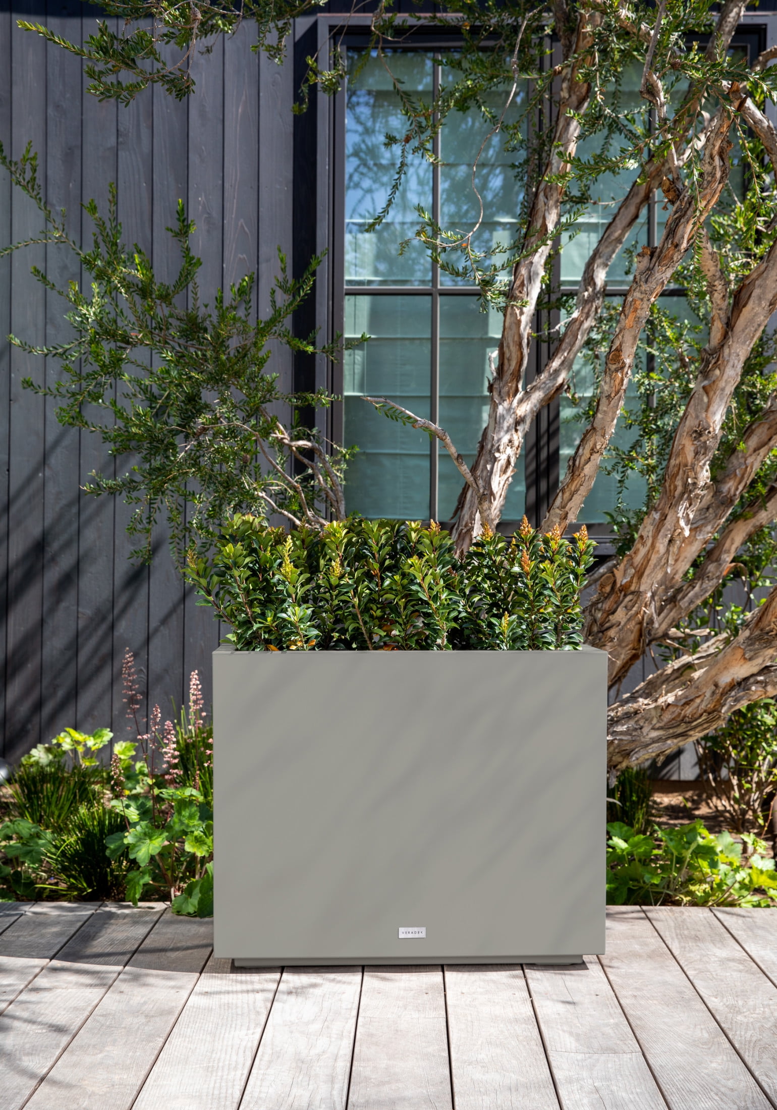 Veradek Block Series Span Short 24" Plastic Planter - Gray