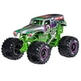 thumbnail image 2 of Vehículo a Escala Monster Jam Spin Master 1:24 Grave Digger C2, 2 of 4