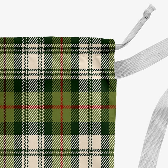 Simply Daisy Plaid 18 x 29 in Green Laundry Bag