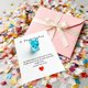 thumbnail image 5 of Bonita Tarjeta de Bolsillo de Resina con Forma de Perrito Pequeño, Tarjeta de Regalo Decorativa., 5 of 6