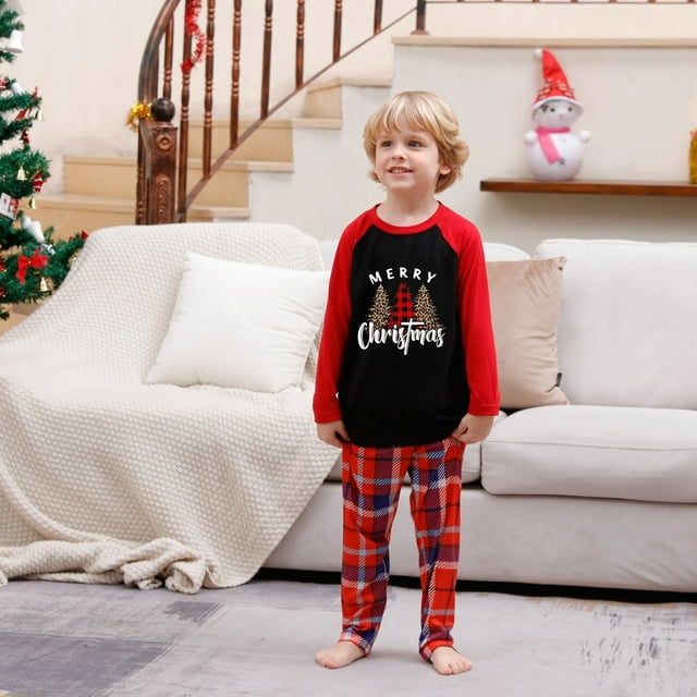 Pyjamas de Noël Tenue Parent-Enfant Costumes de Noël Patchwork à Carreaux Imprimés Vêtements de Maison Col Rond Manches Longues Pyjamas Ensemble Deux Pièces pour Enfants Pyjamas de Noël en Liquidation