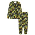 thumbnail image 3 of Conjunto de pijama para mujer con estampado de llamas y fuego de fondo, 3 of 4