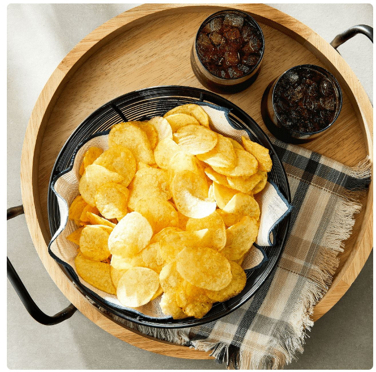Great Value Salted Original Crunchy Potato Chips, 2.25 oz Great Value Salted Original Crunchy Potato Chips, 2.25 oz